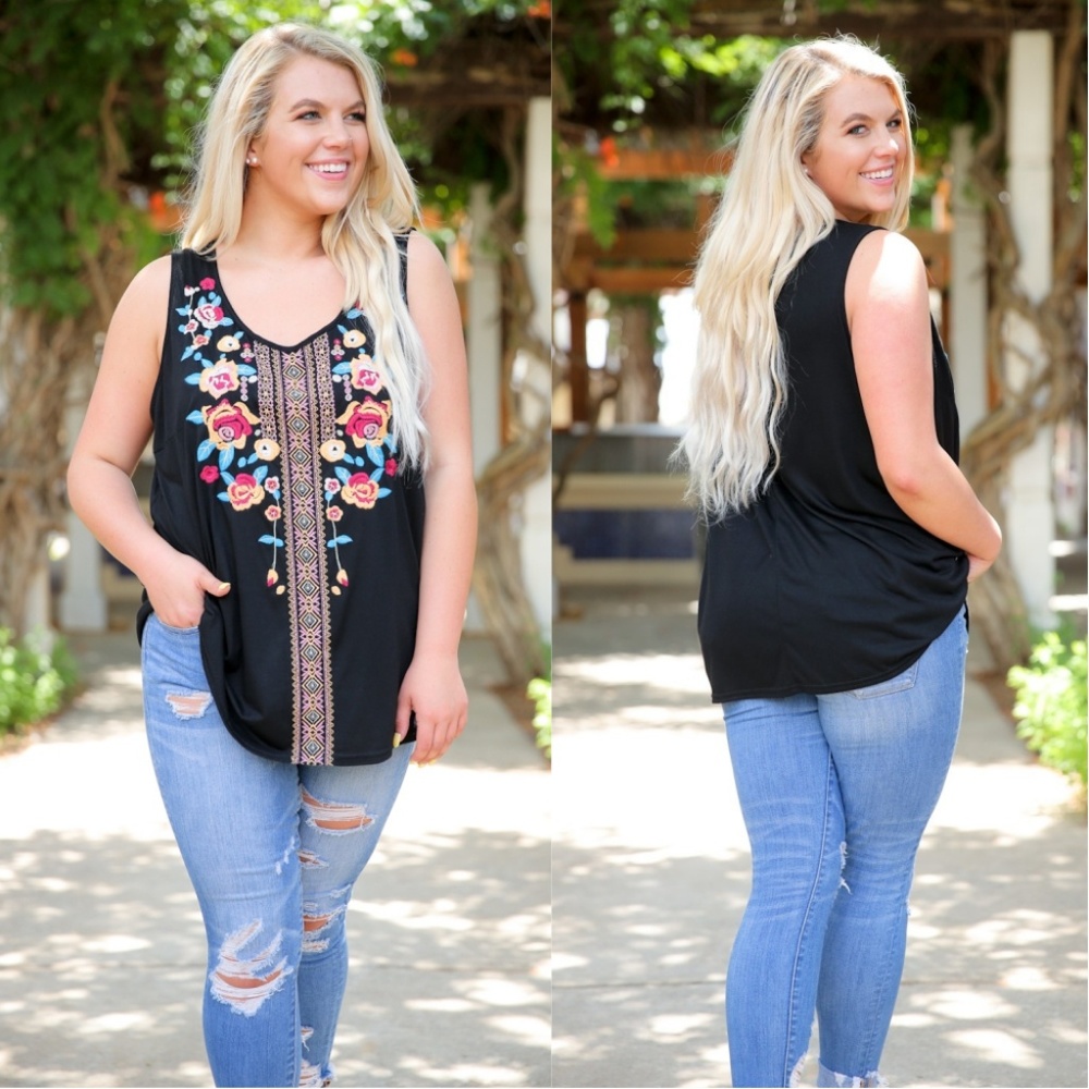 LAST ONE! PLUS Black Embroidered Sleeveless Tunic - Picture 2 of 4